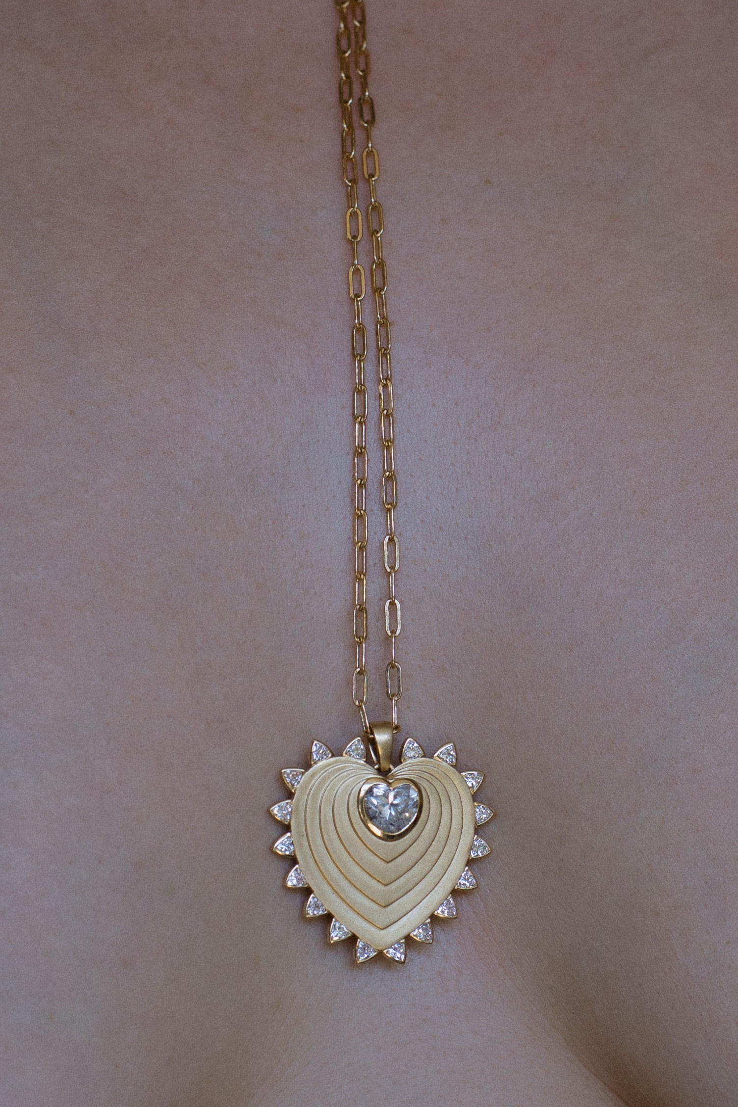 Expanding Heart Trillion Necklace
