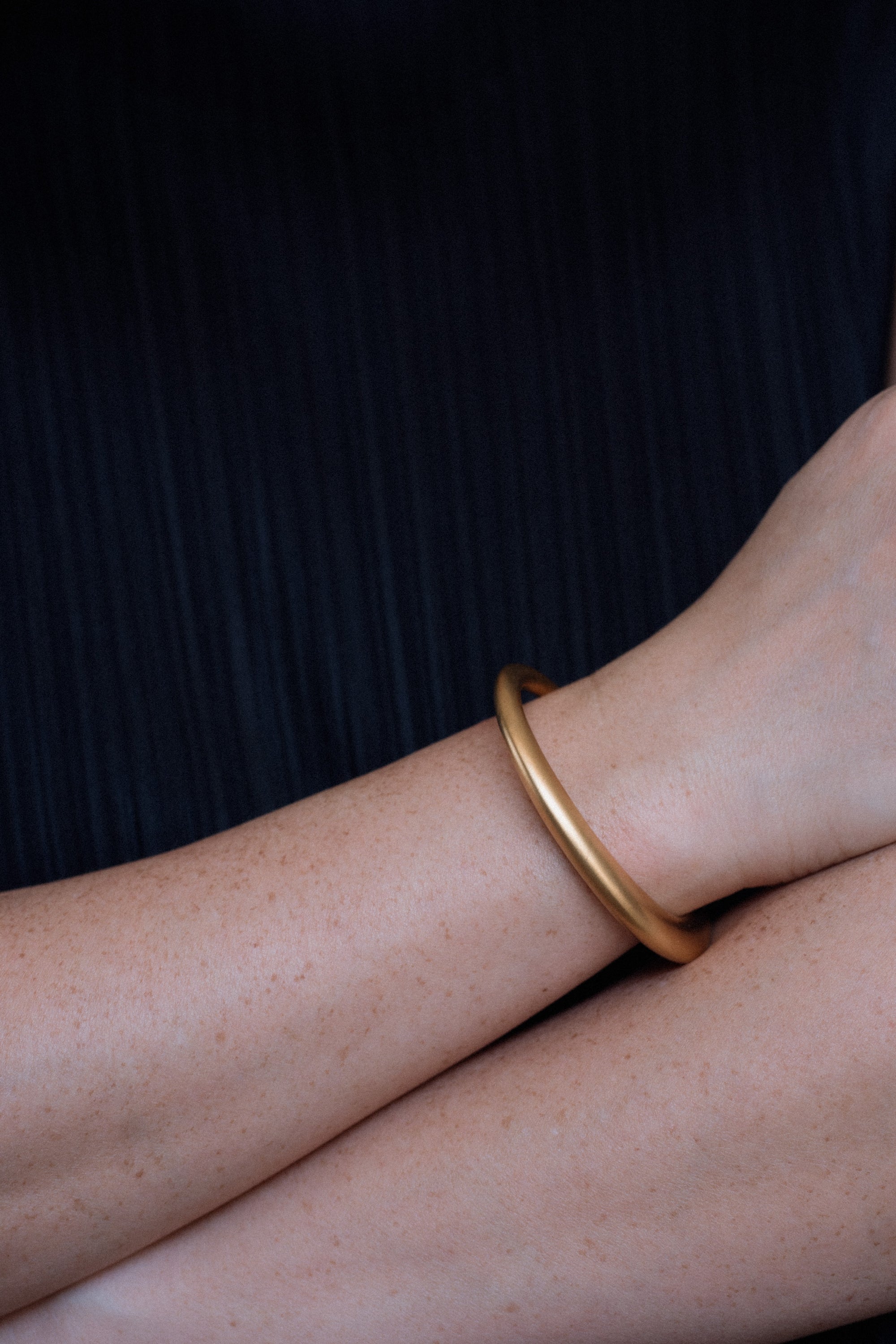 Lucky Egg Cuff Gold