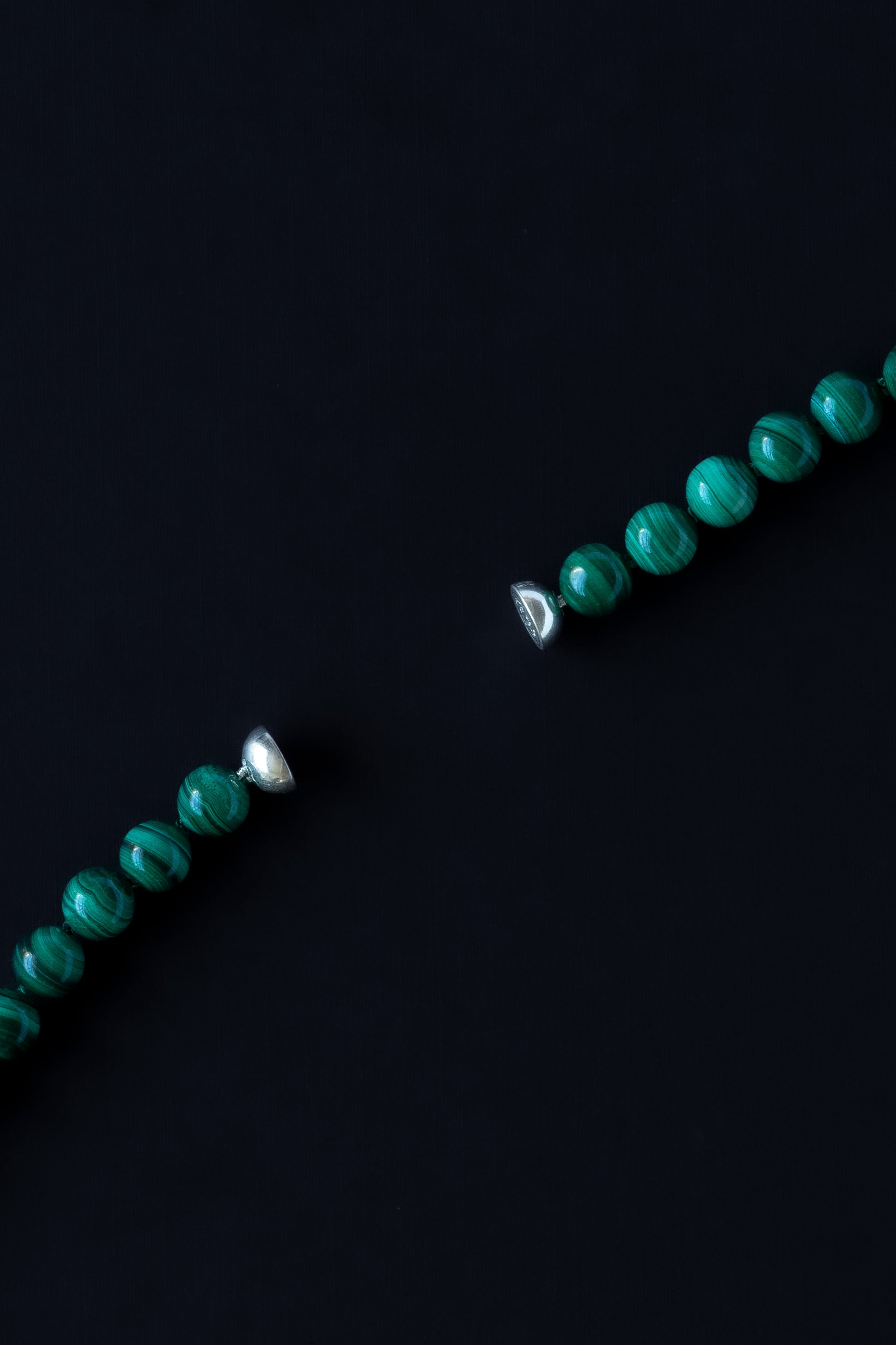 Ouvelle Modern Matriarch Malachite Beaded Bracelet silver magnetic clasp