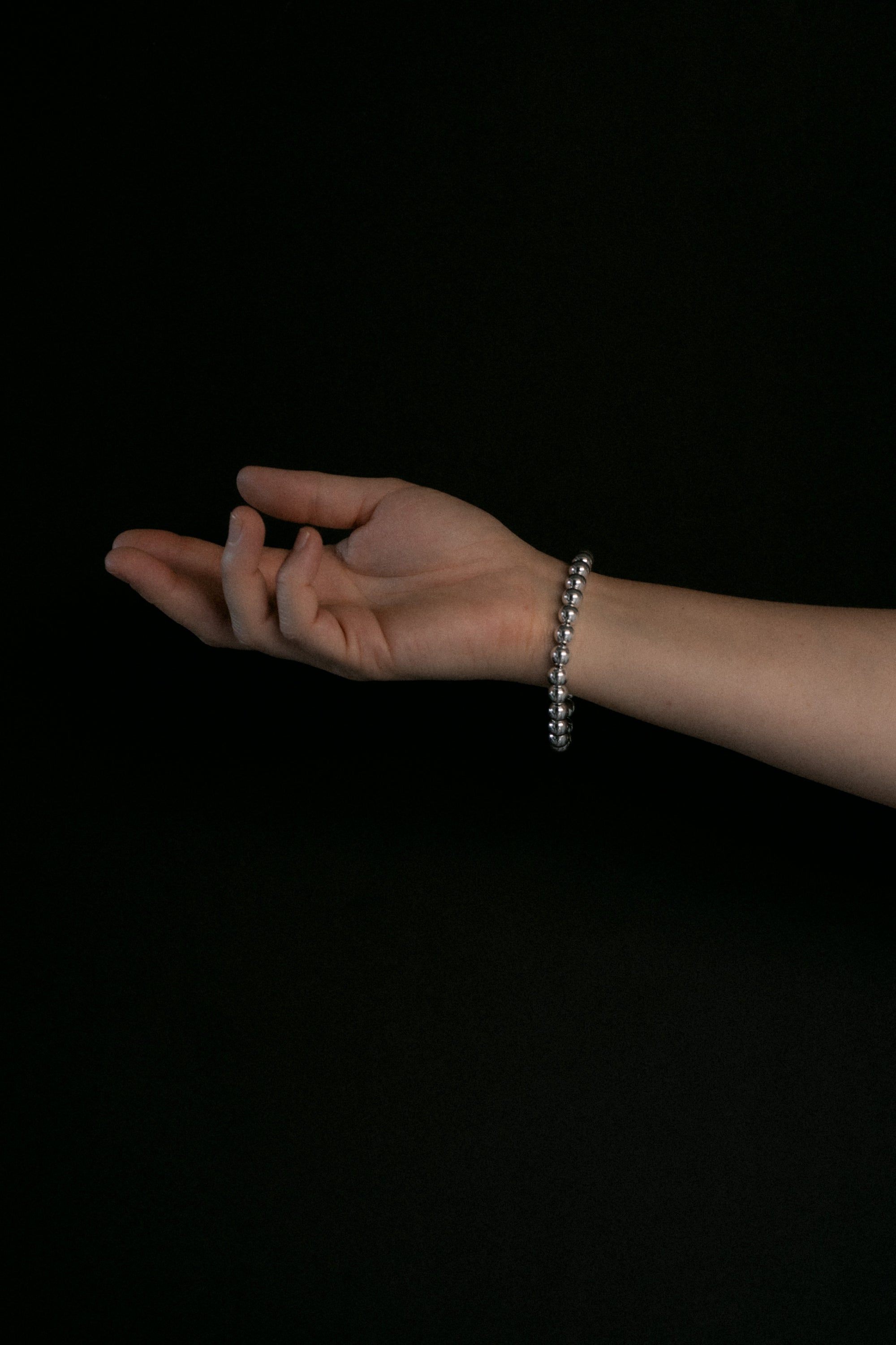Modern Matriarch Slim Silver Set