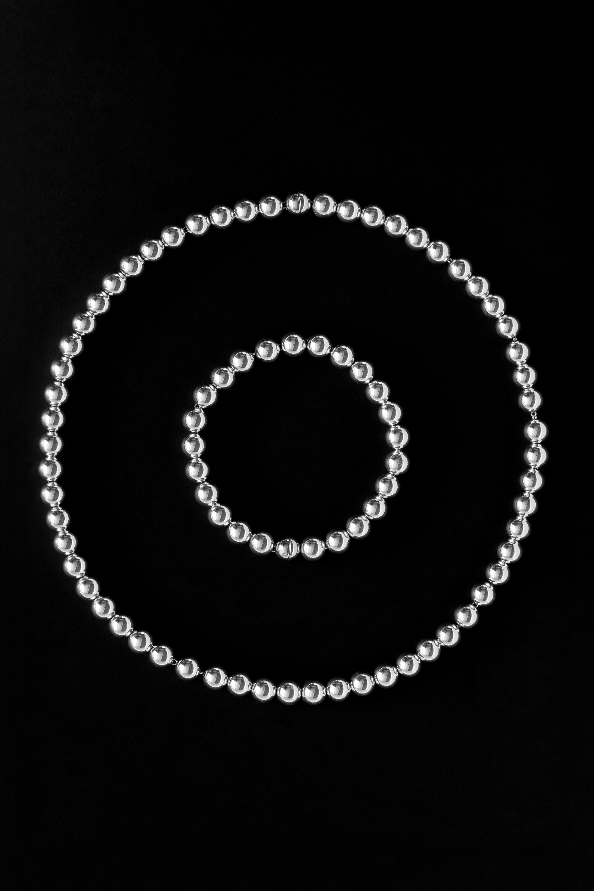 Modern Matriarch Slim Silver Set