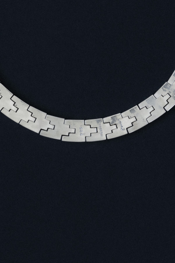 Close-up of 925, Mexico, and TR-24 hallmarks on Taxco silver necklace